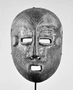 Large LEGA Bwami cult wooden Face Mask Congo Drc Warega African Tribal Art 1077: CONGO DRC LARGE LEGA BWAMI MUMINIA MASK For a very similar mask, see Maniema, Marc Léo Félix pages 74 and 75 Most likely Muminia, but it is sometimes difficult to differentiate them from