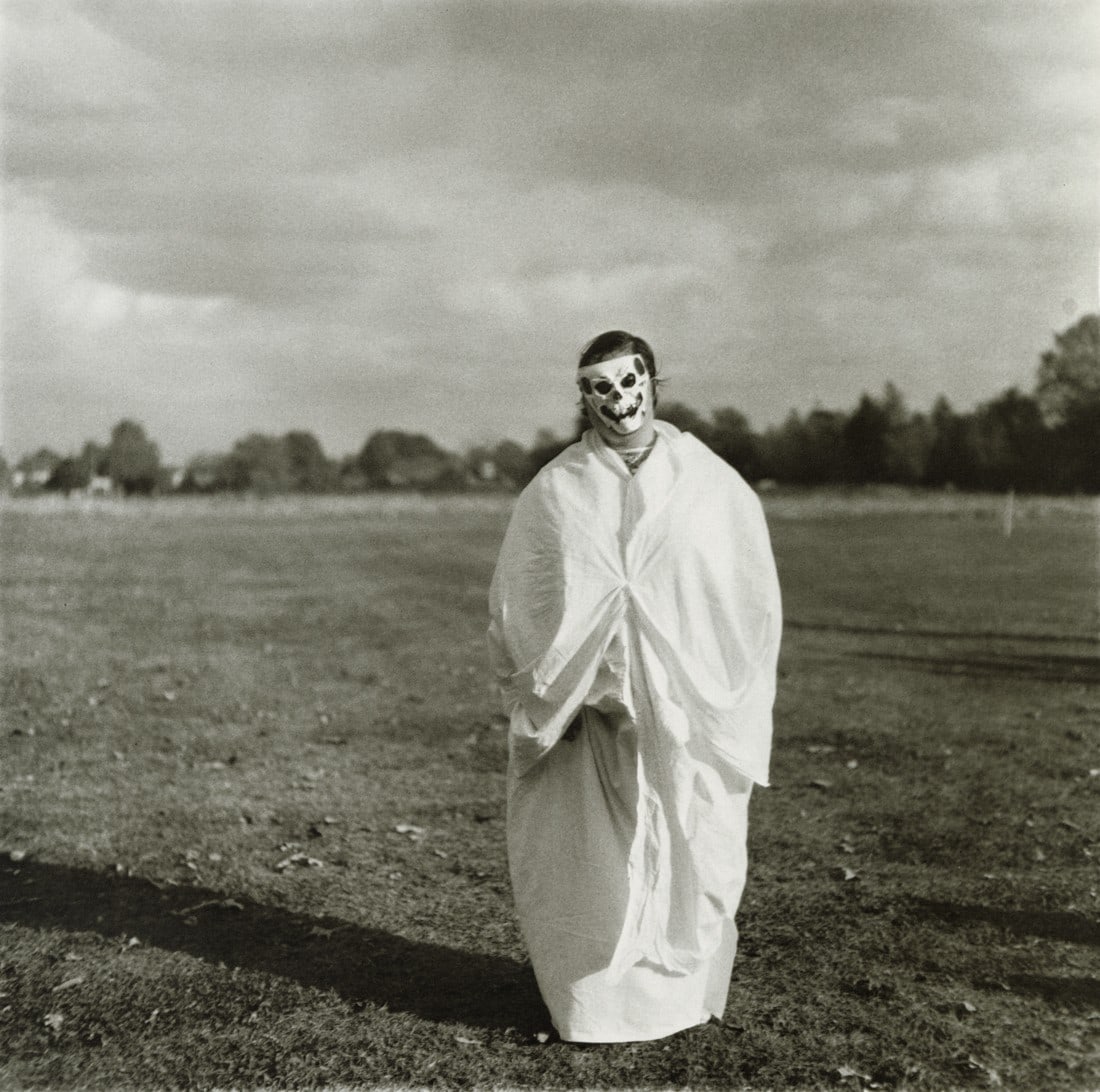 DIANE ARBUS - Untitled (3), 1970-71 (1 of 1)
