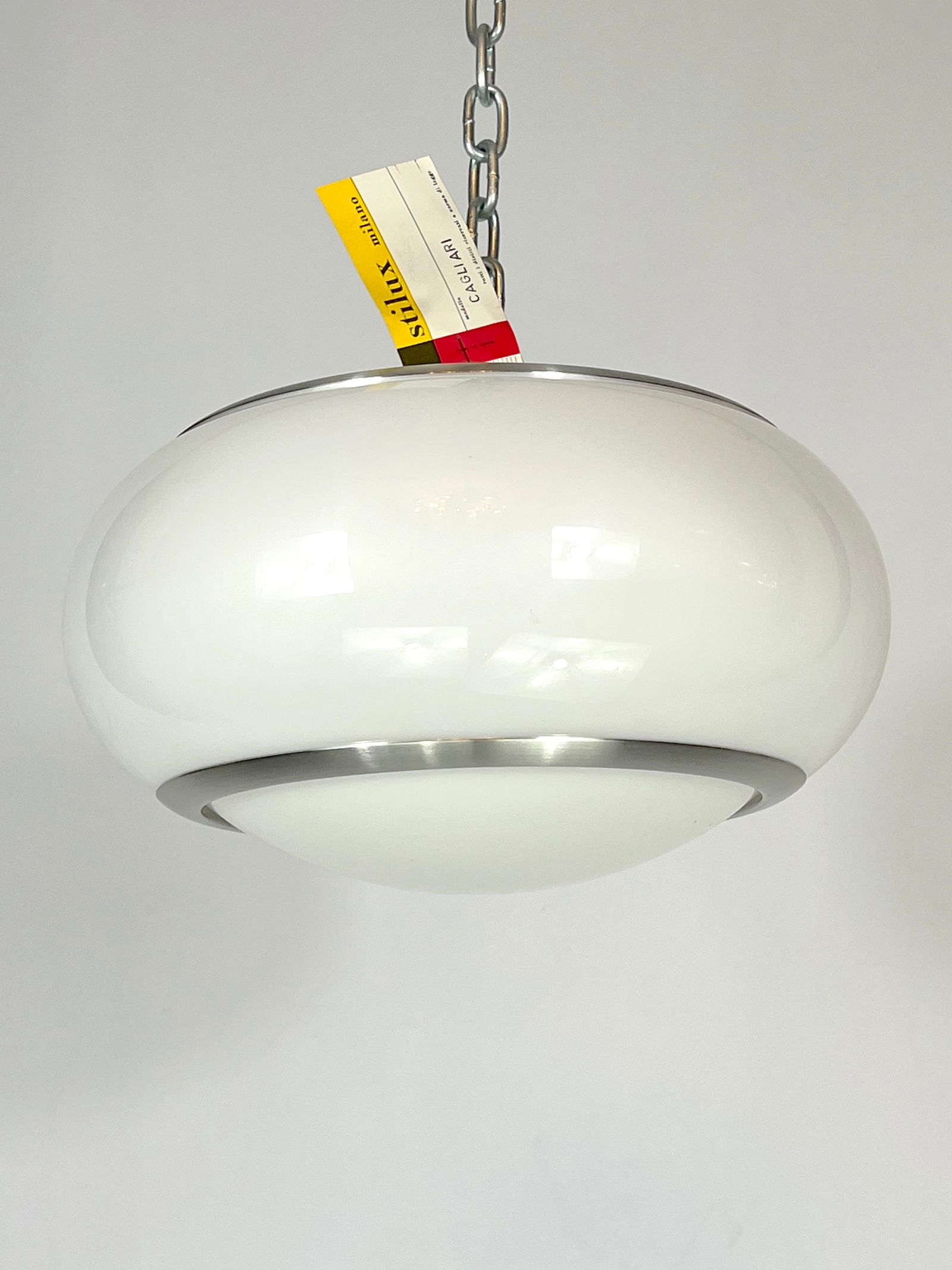 Stilux Milano, white perspex and aluminum ceiling lamp from 60s: Exeptional condition for this stock fund ceiling lamp produced by Stilux Milano and made from brushed aluminum and perspex. Original label and tag of manufacturing. Full working with EU standard, adap