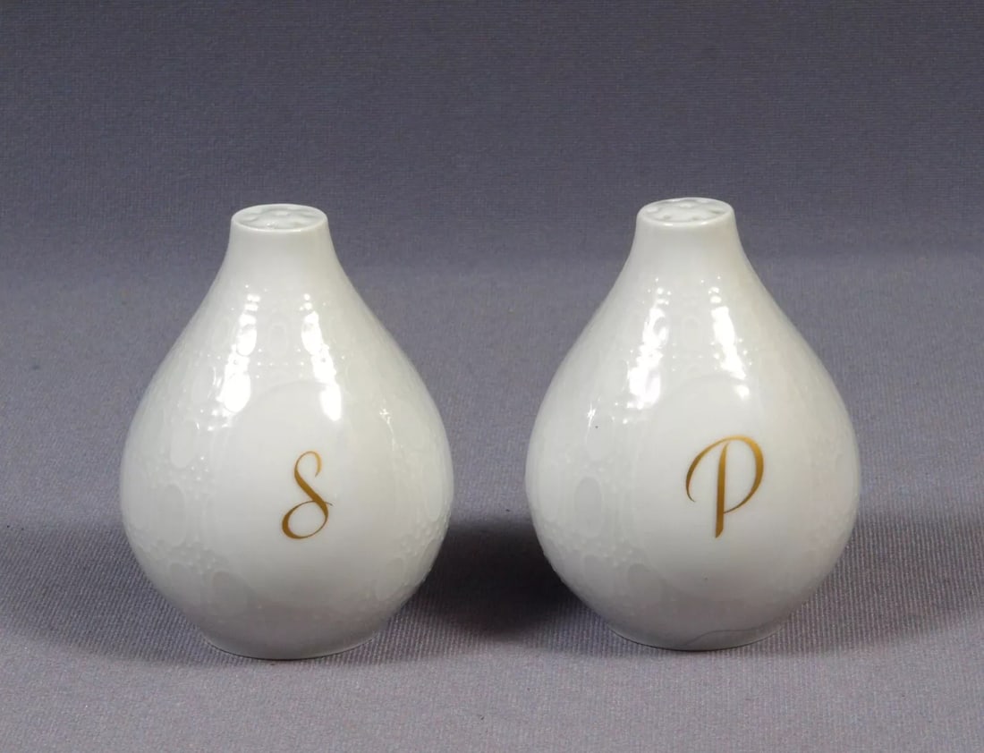 ROSENTHAL Romance Salt and Pepper Shakers White Embossed B Wiinblad Germany (1 of 4)