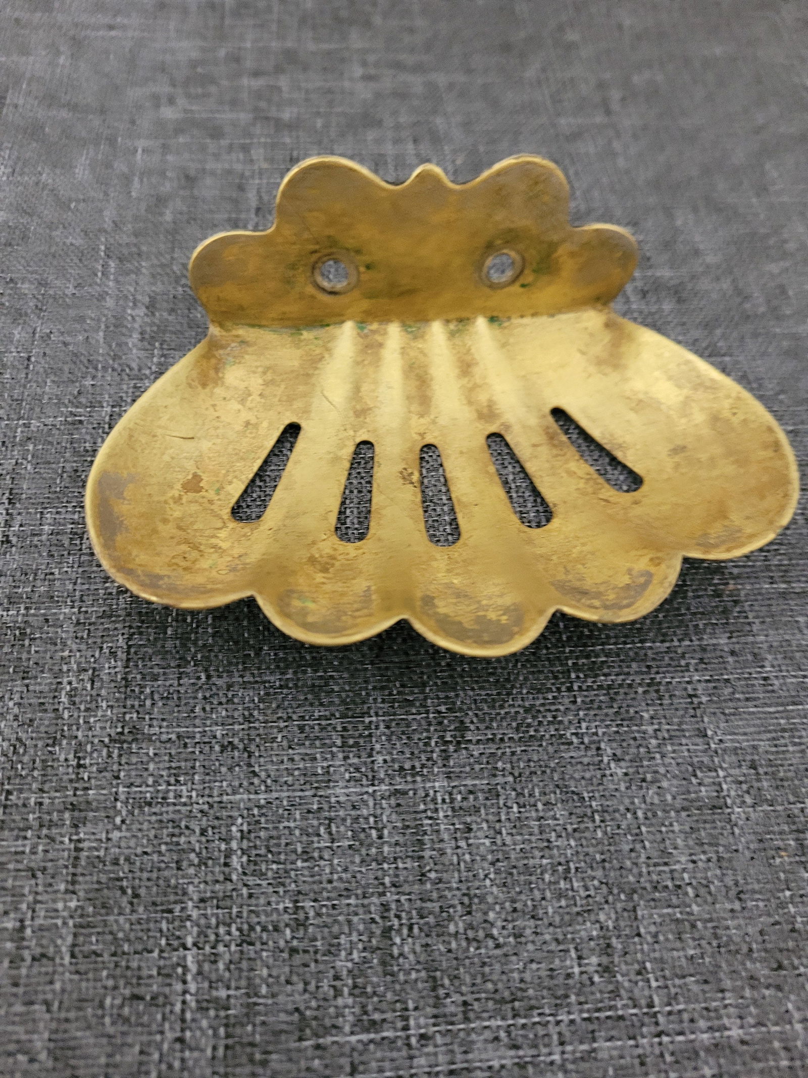 Antique Wall Hanging Indoor outdoor soap dish old west cabin farmhouse Brass Silver (1 of 7)