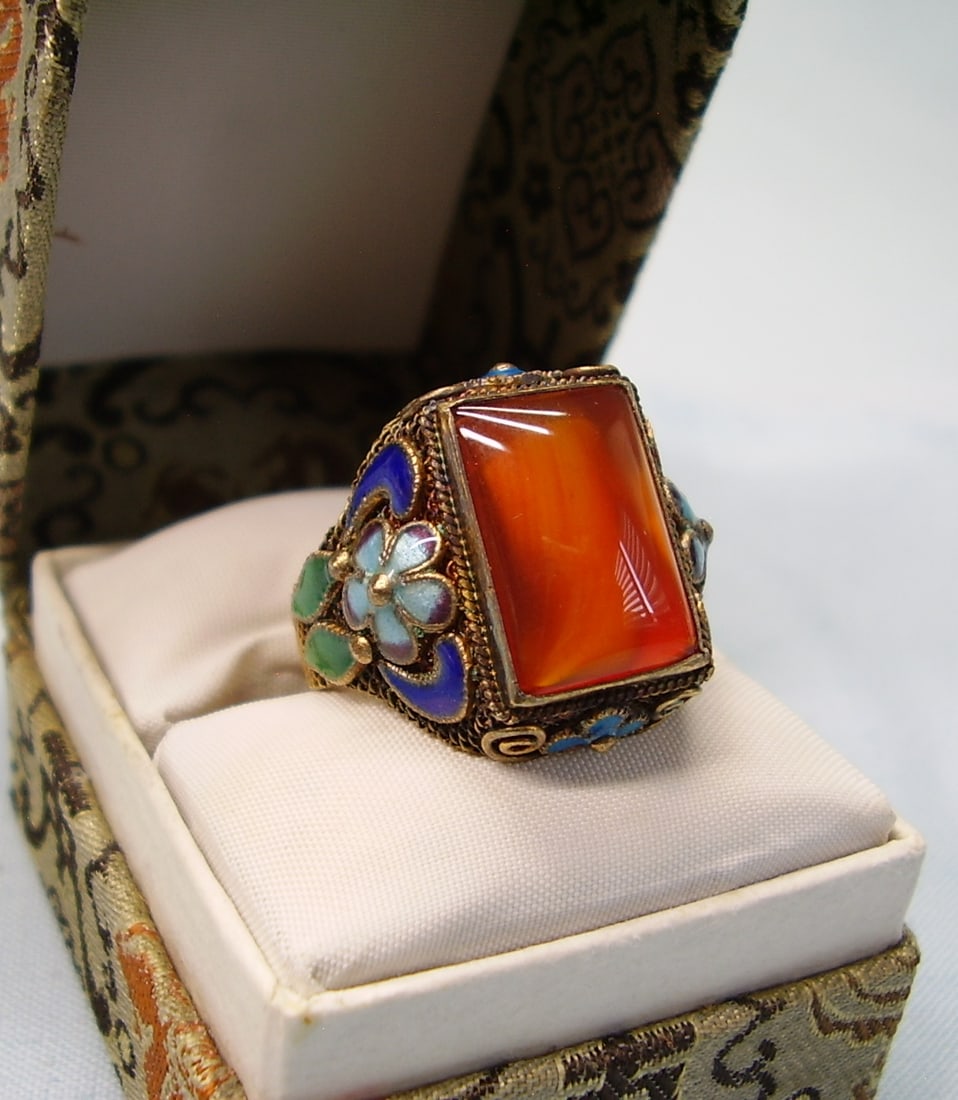 ENAMEL CARNELIAN RING.: Title: ENAMEL CARNELIAN RING. Brand:No Metal: silver 925 Gemstones:carnelian Carat Weights:6 Size:Total weight 7,0 gram, ring head 21,0 x 19,4 mm. Additional Information:The antique goldsmith's ring i