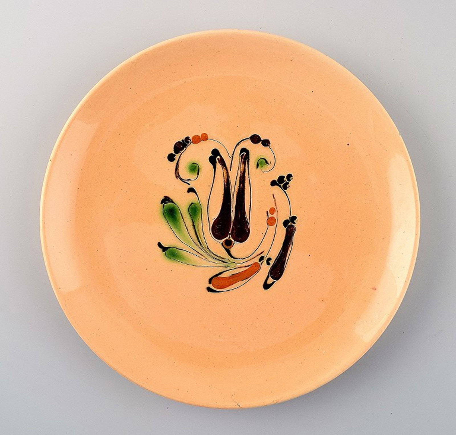 Kähler, HAK, glazed stoneware dish.: Kähler, HAK, glazed stoneware dish. App 1940s. Marked. Dimensions: 19 cm. In perfect condition. Reserve: $49.00 Shipping: Domestic: Shipping rates are determined by destination International: For