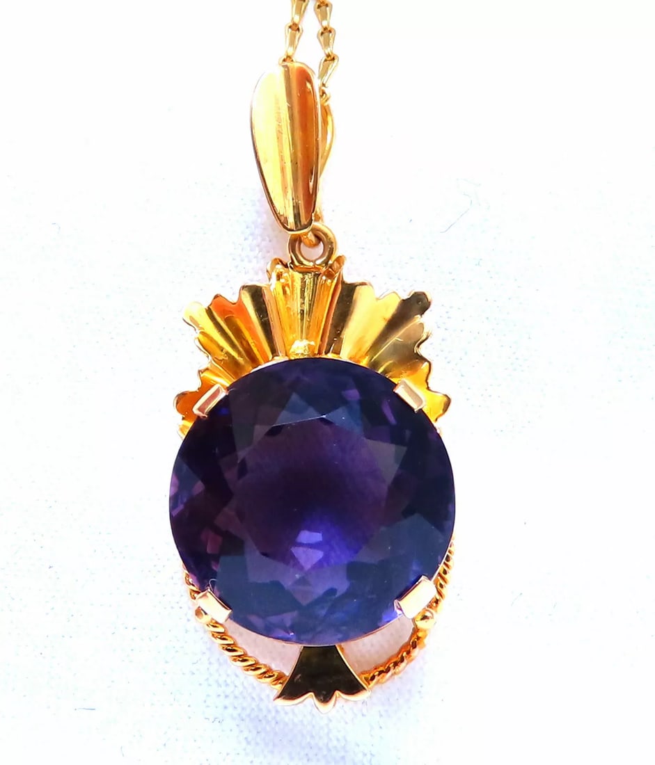 20ct Natural Round Amethyst Vintage Pendant 18kt (1 of 8)