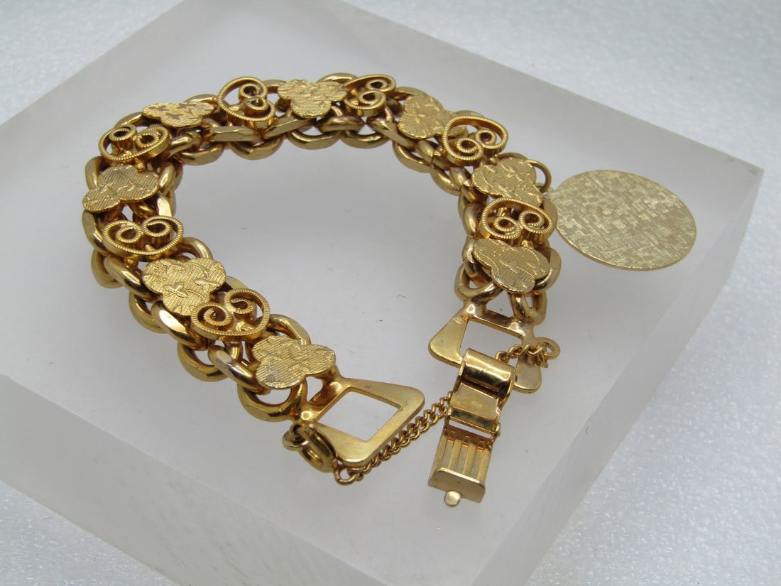 Vintage Gold Tone Chunky Bracelet W/Charm, 7.5", 1960's-1970's (1 of 5)