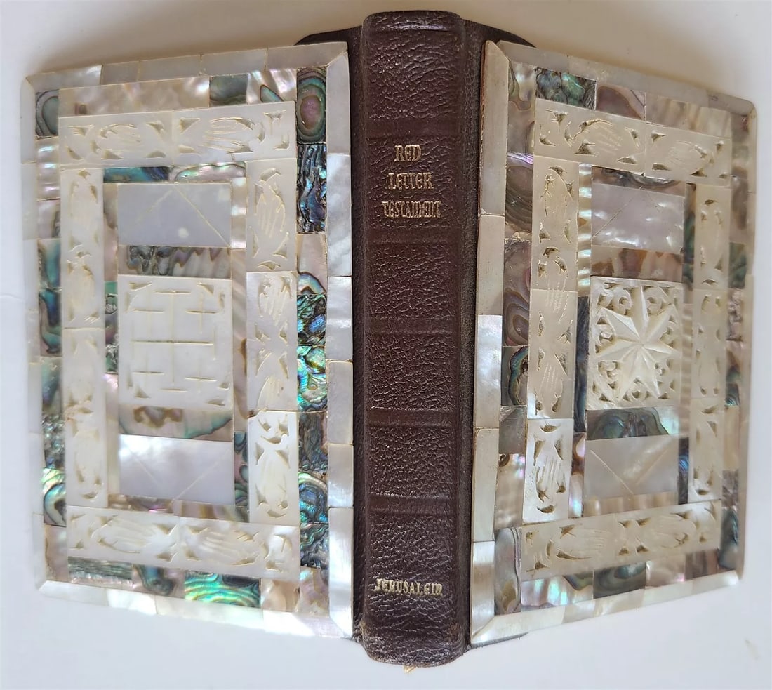 1950 BIBLE in ENGLISH w/ MOTHER-OF-PEARL BINDING illustrated vintage (1 of 8)