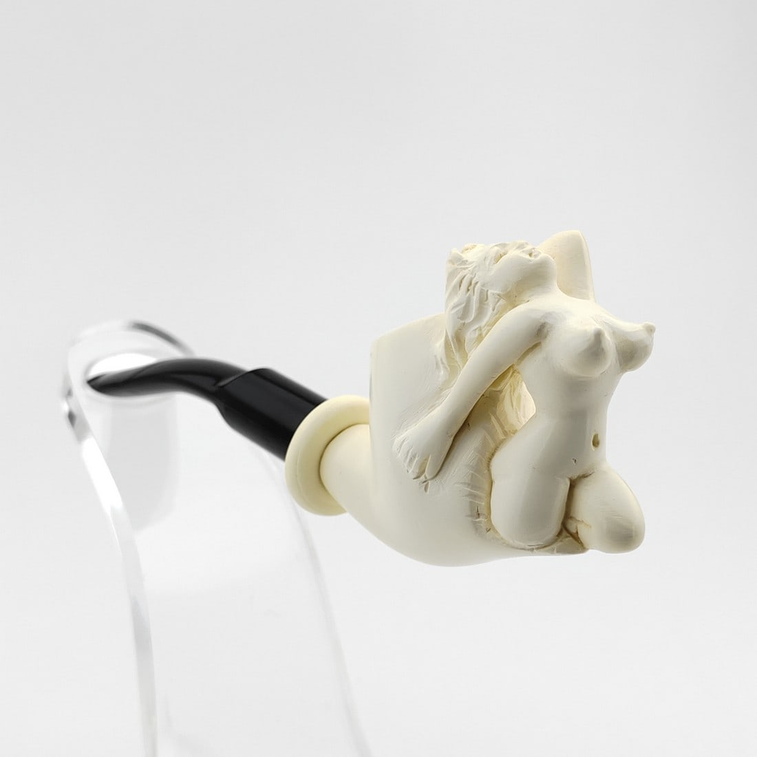 Lady Meerschaum Cigarette Holder (1 of 9)