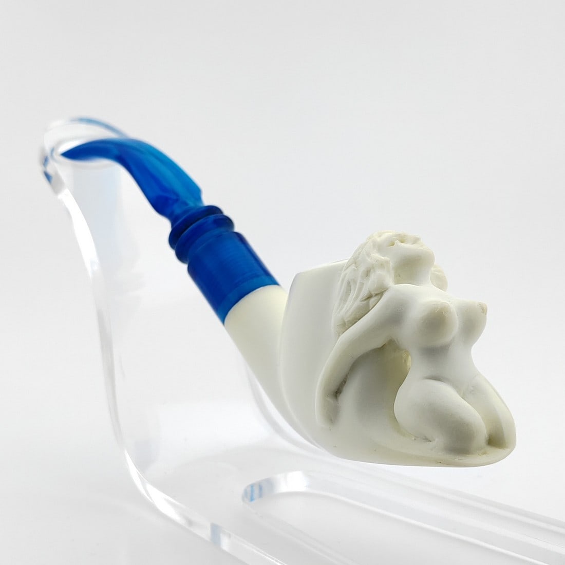 Lady Meerschaum Cigarette Holder. (1 of 9)