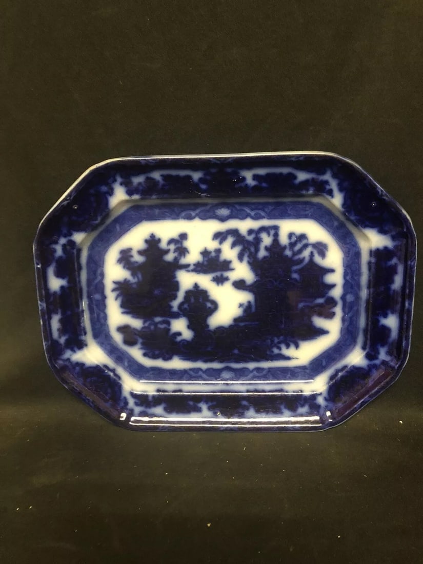 Temple Flow Blue Platter: It measures 15 3/4” x 12 1/4” and is marked. It has light surface wear. Otherwise it has no other issues Shipping: Domestic: Flat-rate of $20.00 to anywhere within the contiguous U.S. Inte