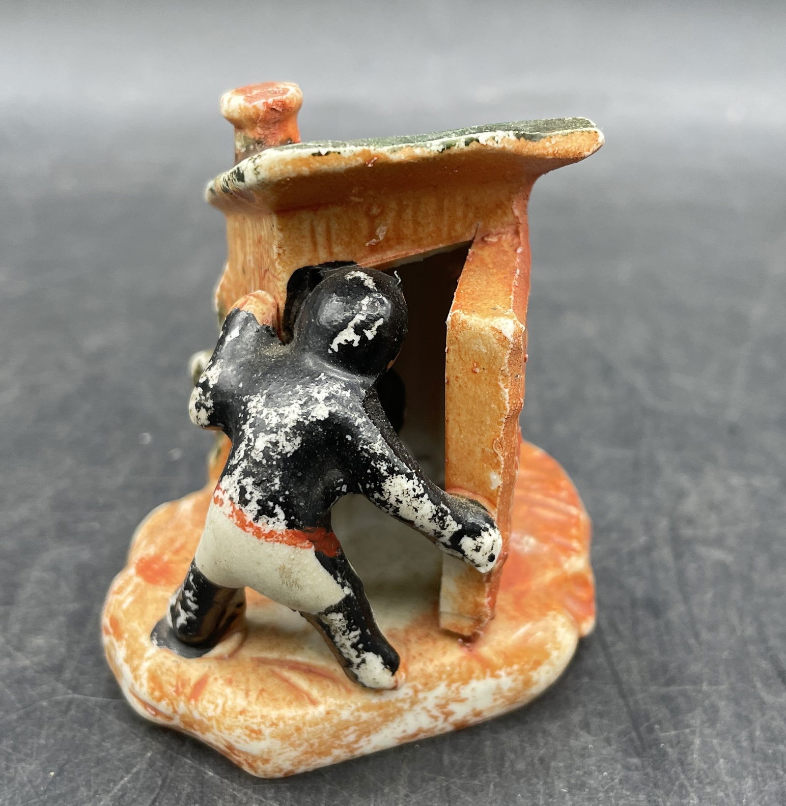 VINTAGE CERAMIC BLACK AMERICANA BOYS IN OUTHOUSE MADE IN JAPAN (1 of 8)