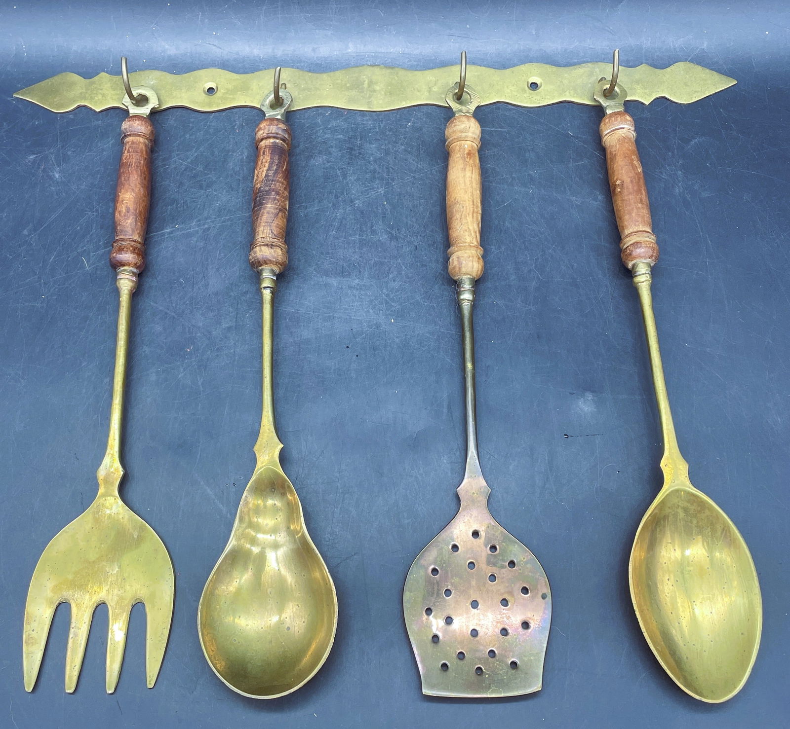 Vintage Brass Wooden Handle Kitchen Serving Utensils Hanging Rack (1 of 8)
