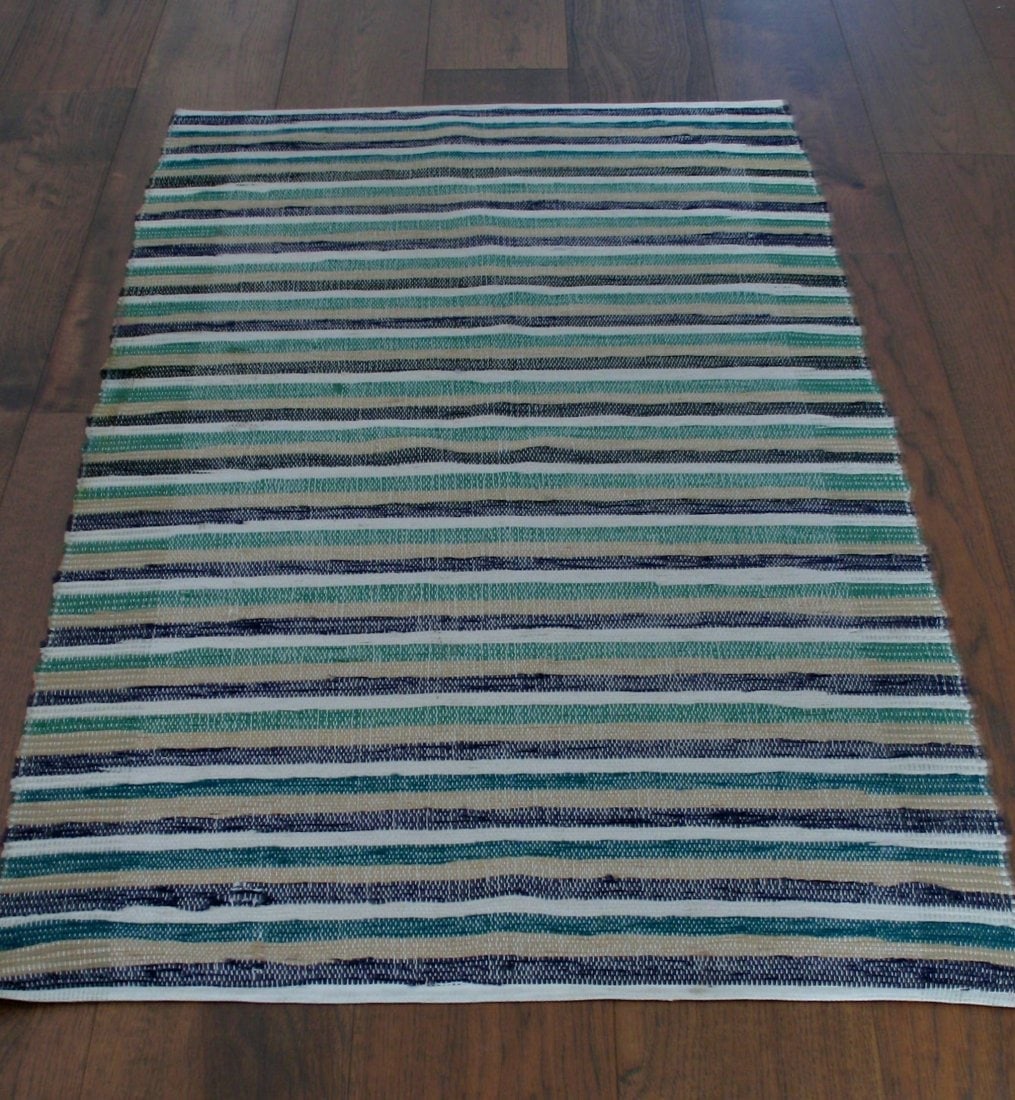 Vintage New England rag carpet runner. (1 of 2)