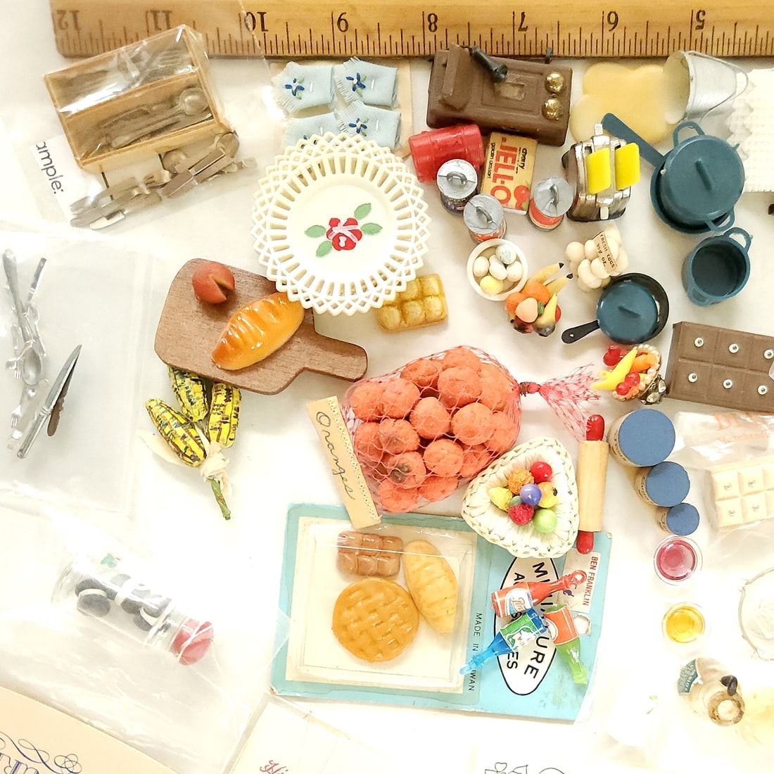 Miniature Dollhouse Assorted Kitchen Food Stuffs (1 of 8)