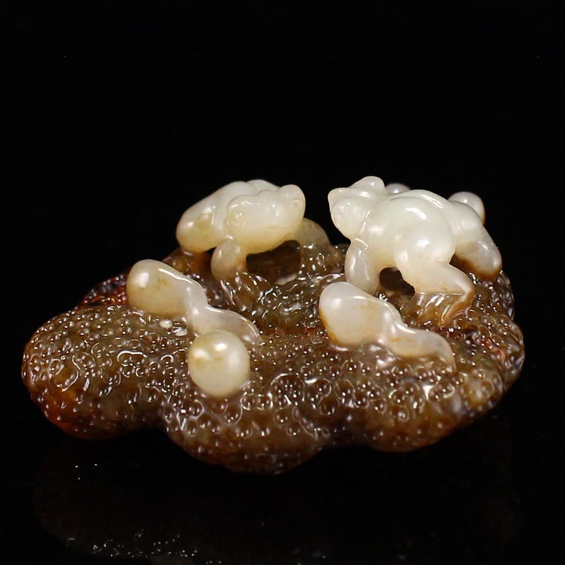 Chinese Hetian Jade Frog & Tadpole Statue (1 of 11)