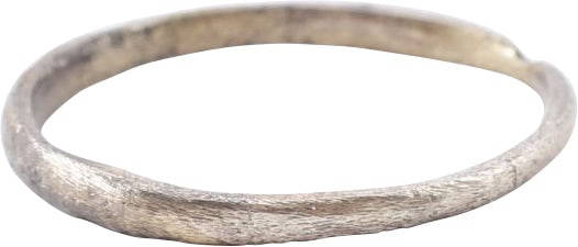 VIKING WOMAN’S WEDDING RING, 850-1050 AD: Gilt bronze, size 4 1/4 for wear on the small finger as was the custom. 1.7mm rounded face band. Crisp with surface texture from burial. Professionally refurbished with the 24karat gold overlay