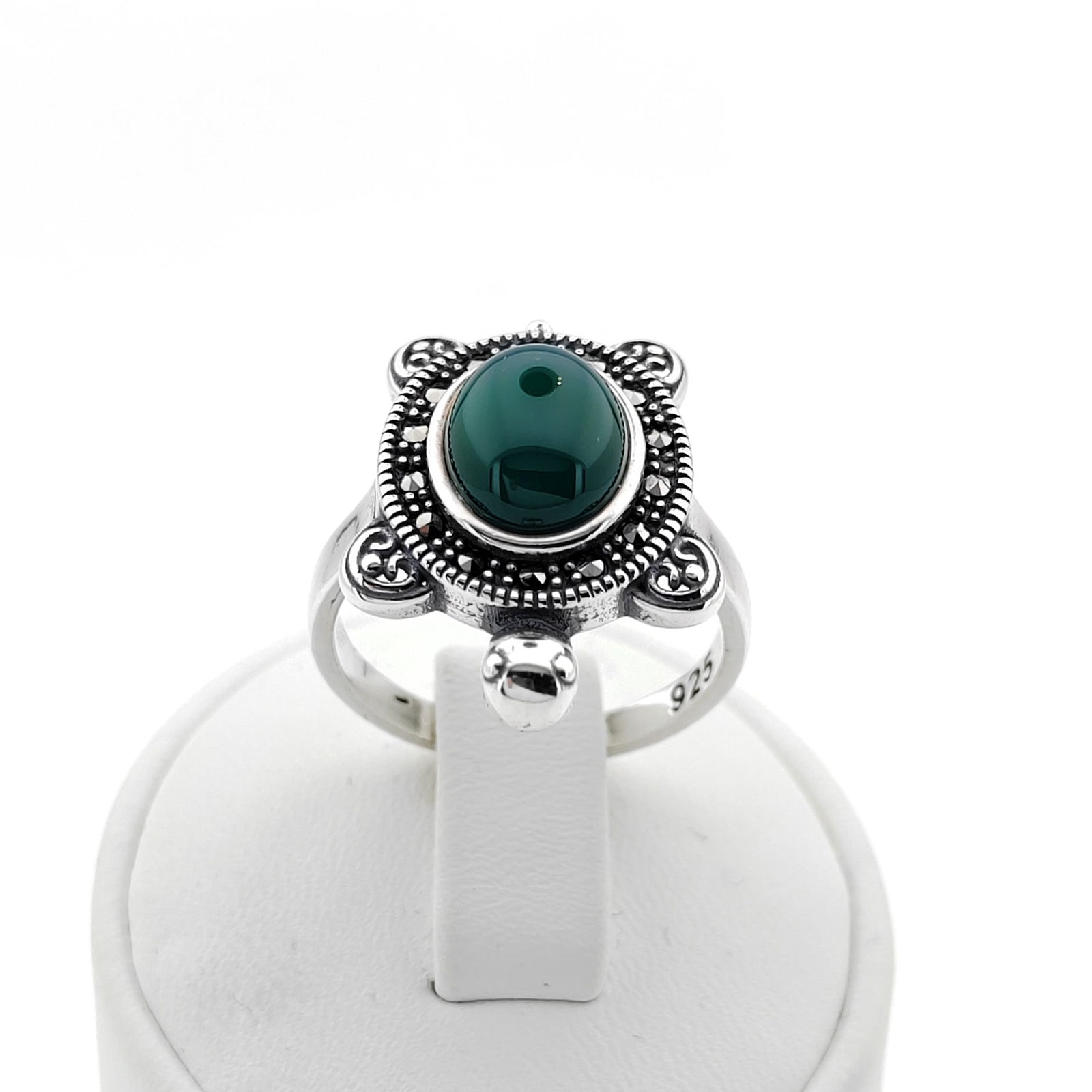 925 Silver Turtle Ladies Ring Ornated with Jade and Marcasite (1 of 8)