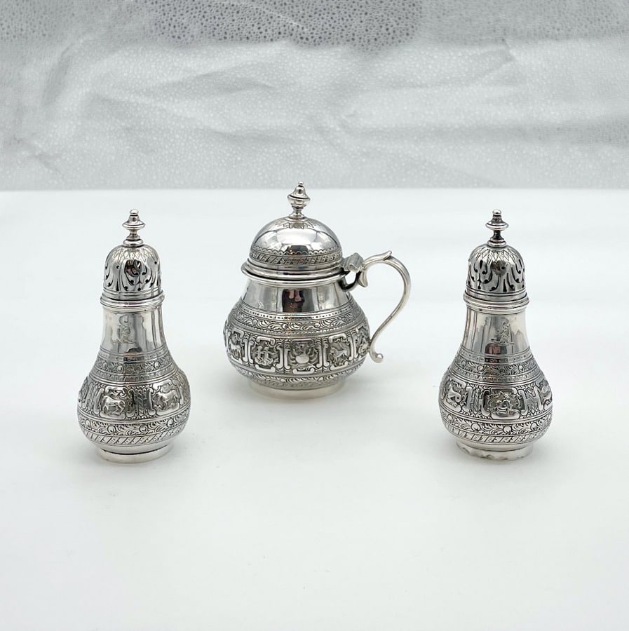 Mid 19th Century Antique Victorian Sterling Silver Condiment Set London 1865 George Fox: Title: Mid 19th Century Antique Victorian Sterling Silver Condiment Set London 1865 George Fox Description: A truly stunning three piece sterling silver Victorian condiment set made by the truly majes