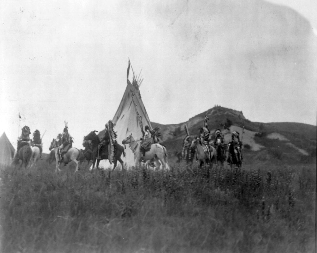 START OF DAKOTA WAR PARTY; BY EDWARD S. CURTIS (1 of 1)