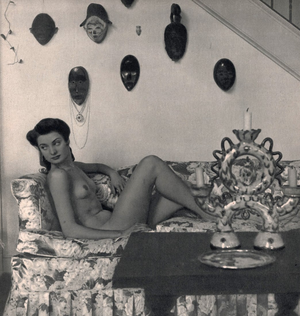 ANDRE DE DIENES - Female Figure (1 of 1)