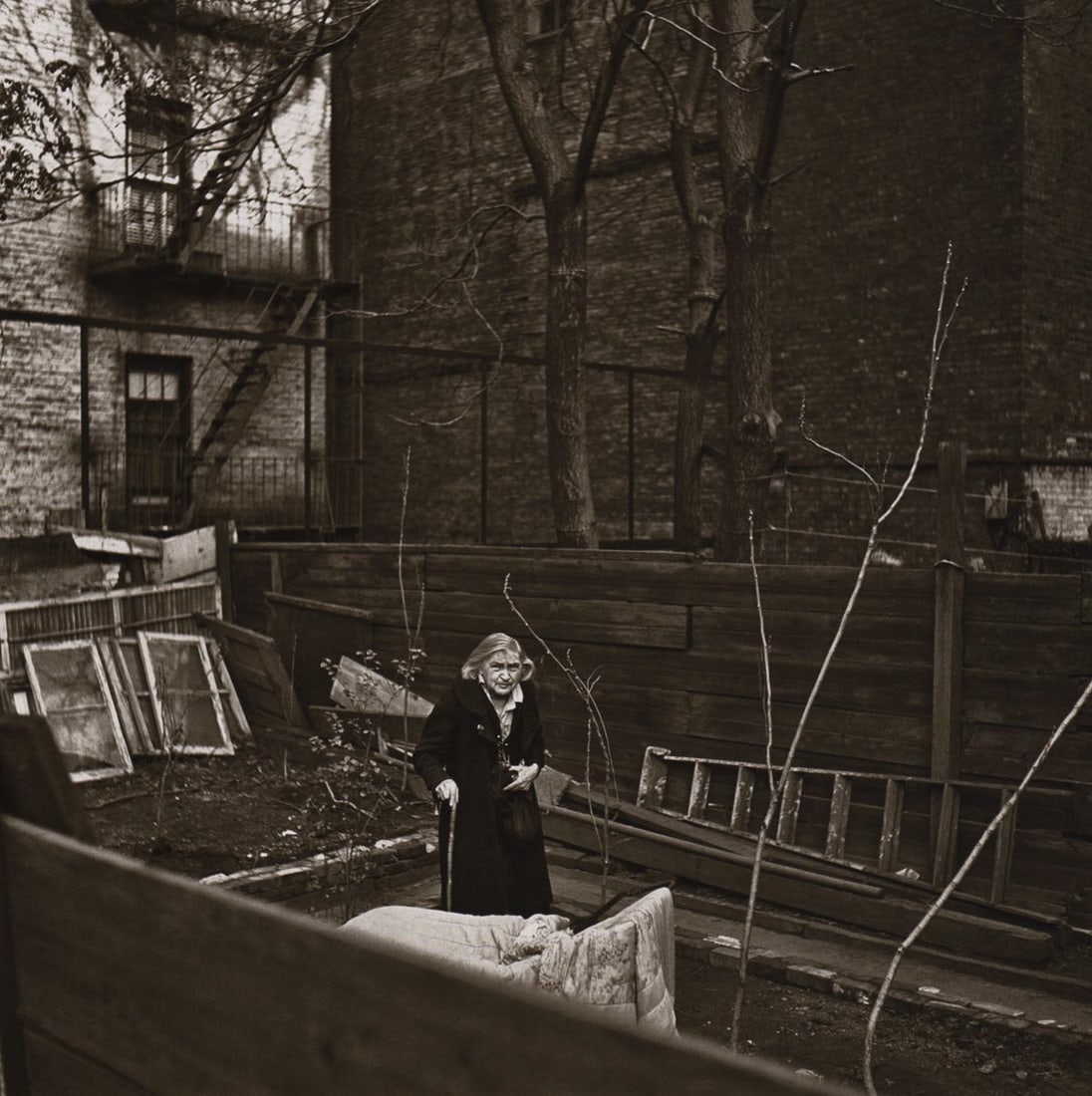 VIVIAN MAIER - Untitled: Artist: VIVIAN MAIER Print Title: Untitled Medium: Duotone Photolithograph Printed 2010’s in China Image size (inches) approx. 9 x 9” Additional Information: COA included. Reserve: $40.00