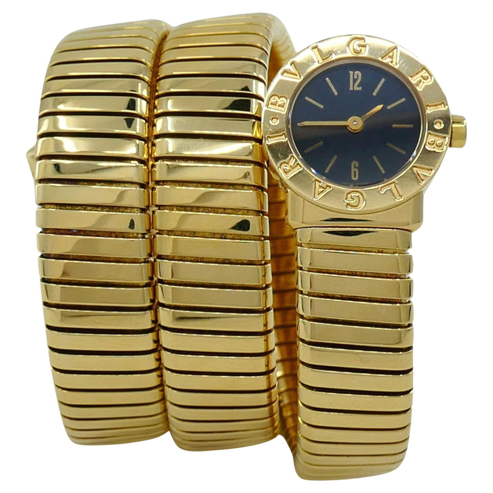 Bulgari Tubogas Gold Wrap Watch BB19: About the Item A Bulgari Tubogas 18k gold triple wrap-around watch. An iconic piece that lately became a must-have among fashionistas all over the world. The case with a snap-on back is stamped with t