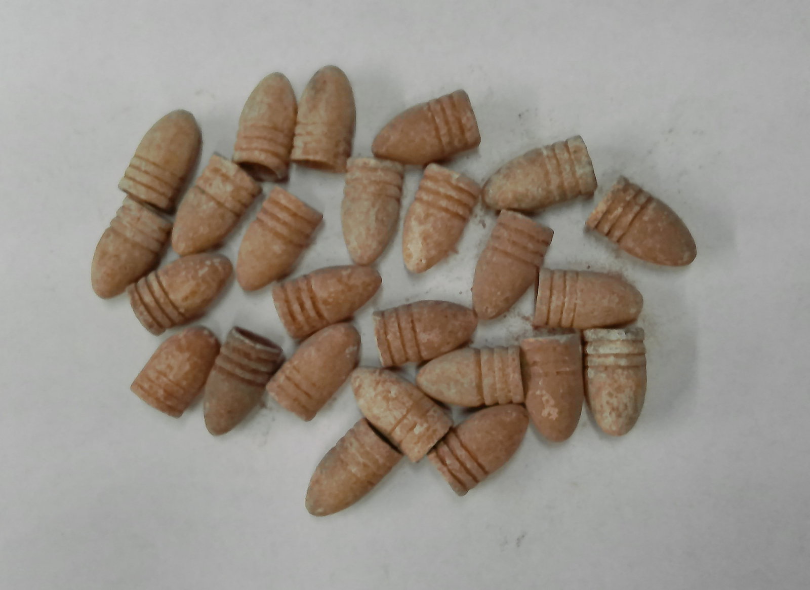 25 Civil War Dropped 3-Ringer Bullets Minie Balls: 25 dropped Civil War 3 ringers, all found Fredericksburg, Virginia. Standard Union .58 caliber. Shipping: Domestic: Flat-rate of $15.00 to anywhere within the contiguous U.S. International: Foreign sh