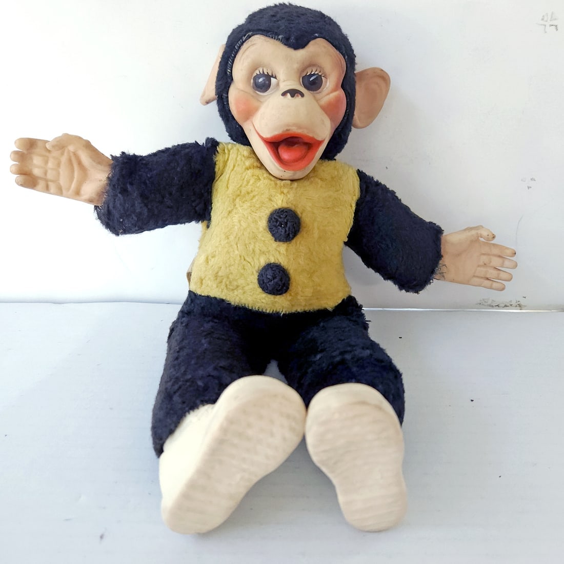 Vintage Mr. Bim Zippy Monkey Plush Rubber Face 16" Ace Toy Novelty: Title: Vintage Mr. Bim Zippy Monkey Plush Rubber Face 16" Ace Toy Novelty Date/Period: --- Materials: --- Dimensions: 16" Additional Information: Vintage Mr. Bim Zippy Monkey Plush Rubber Face 16&rdqu