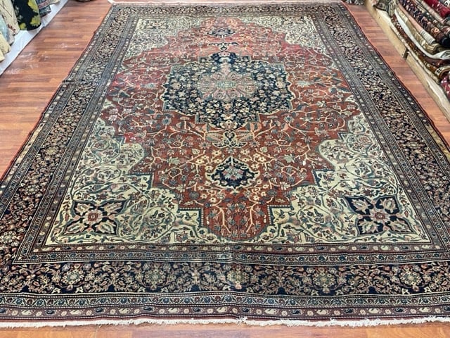 Antique Persian Farahan Sarouk-2187: Title: Antique Persian Farahan Sarouk-2187 Description: Charming antique Persian Farhan Sarouk from central Persia, size 8 ft. 9 inches by 11 ft. 6 inches, circa 1910, very good to excellent condition