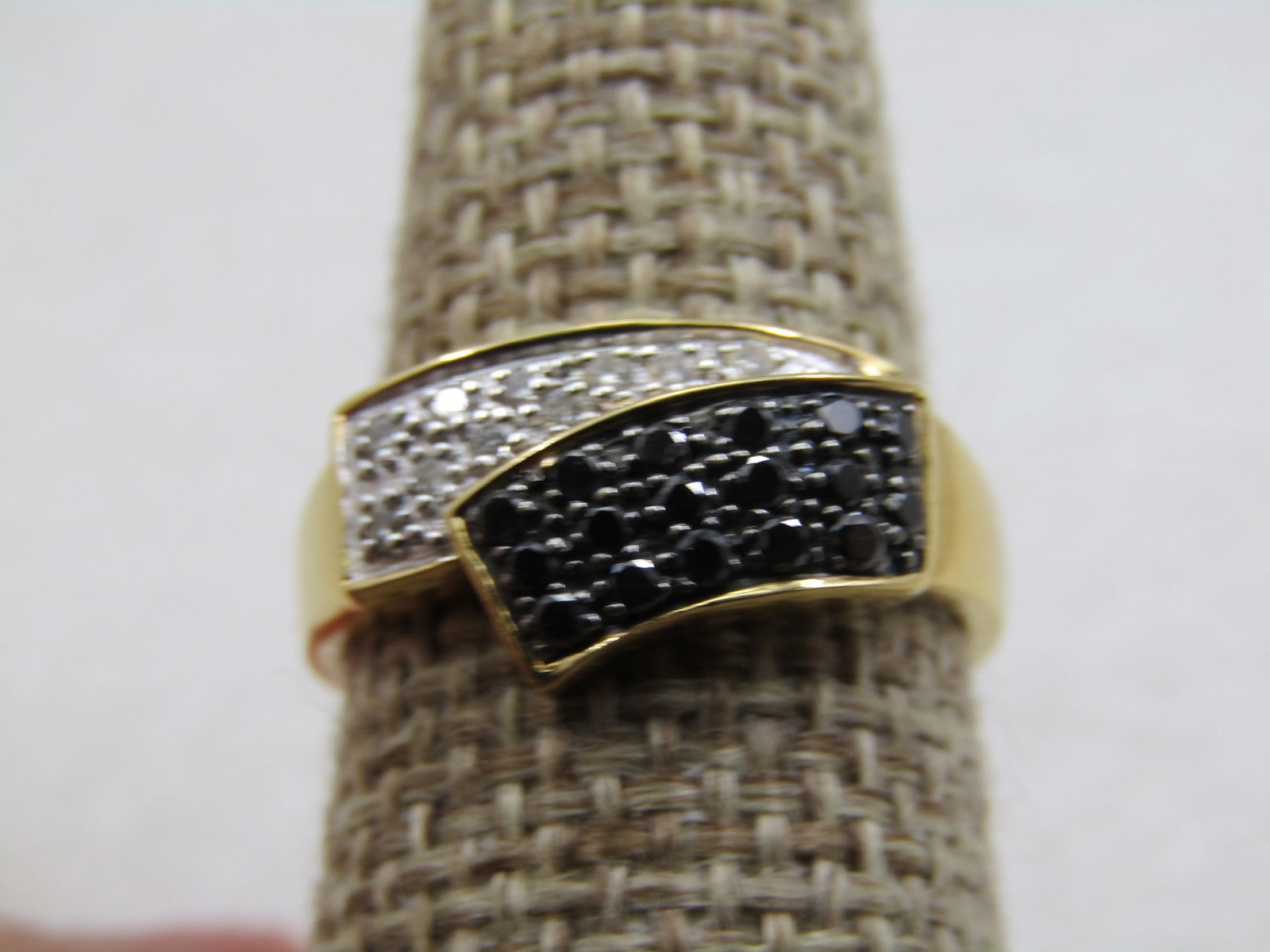 18kt Black/White Diamond Bypass Ring, Sz. 7.5 Signed, Two-Tone (1 of 10)