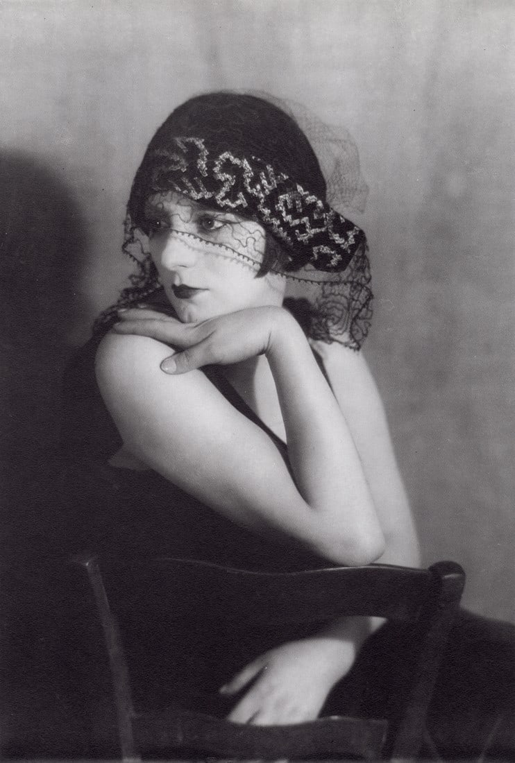MAN RAY - Kiki de Montparnasse, 1922 (1 of 1)