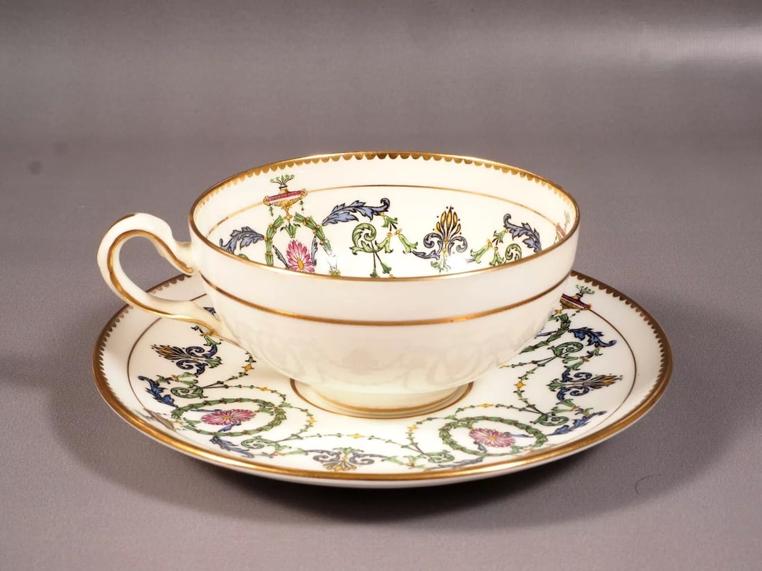 Antique Minton Adam H2581 Tea Coffee Cup Saucer Set Neoclassical Antique Older (1 of 6)