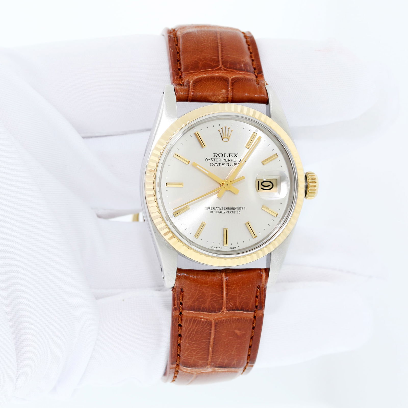Rolex Mens DateJust Silver Dial Steel and 18k Gold Fluted Bezel Watch (1 of 8)