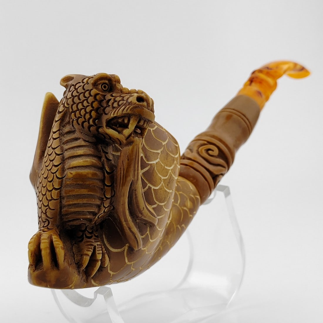 Dragon Meerschaum Pipe (1 of 9)