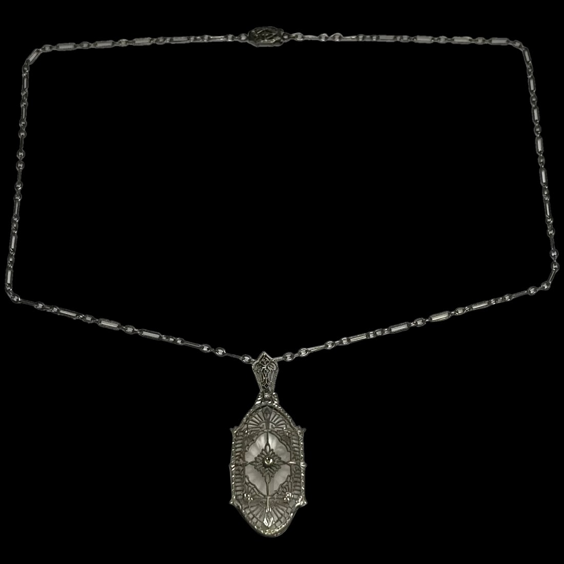 Vintage Art Deco Sterling Silver Filigree Necklace (1 of 6)
