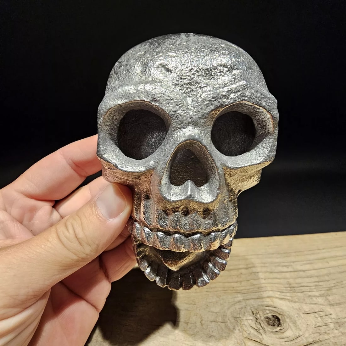 Folk art Wall Bottle Opener: Great reproduction cast iron bottle opener. This piece was made to look just like an antique, but is new. Reserve: $15.00 Shipping: Domestic: Flat-rate of $4.00 to anywhere within the contiguous U.S. 