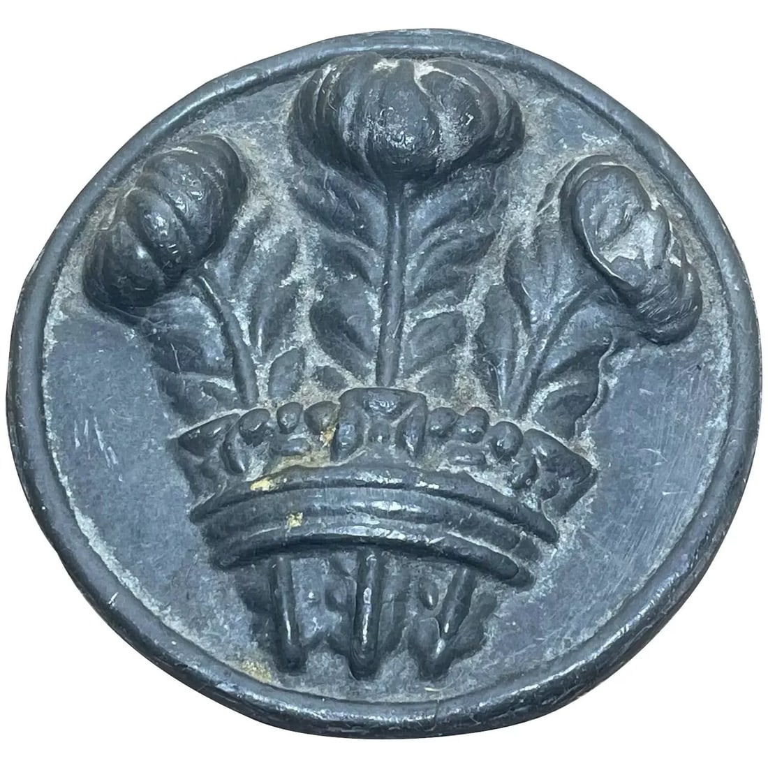 British 19th Century Royal Coat Of Arms Prince Wales Lead Wall Heraldic Plaque: British 19th Century Royal Coat Of Arms Prince Wales Lead Wall Heraldic Plaque 1 Rare Small Victorian Antique British Lead In Low Relief Royal Coat Of Arms Prince Of Wales Wall Plaque Emblem. So colle