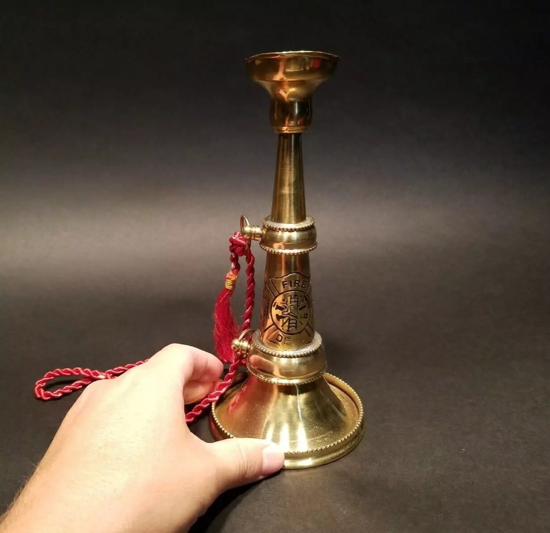 9" Brass Fireman Presentation Horn Speaking Trumpet (1 of 12)