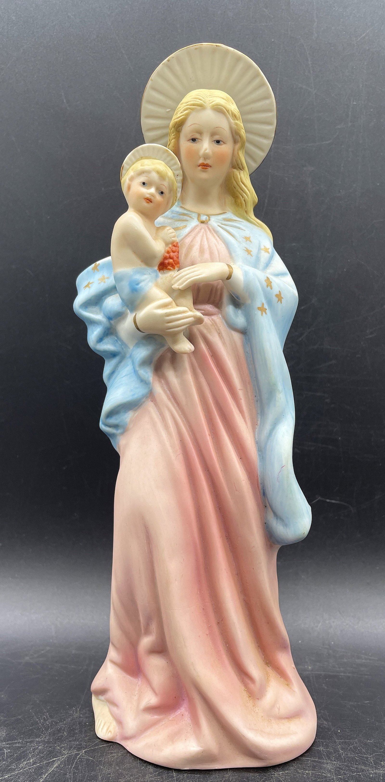VINTAGE CERAMIC MARY MADONNA & CHILD FIGURINE Ceramic Mold: Title: VINTAGE CERAMIC MARY MADONNA & CHILD FIGURINE Ceramic Mold Date/Period: unknown Dimension: approx 10.5" tall x 3.5 x 5 Material: ceramic Additional Information: VINTAGE CERAMIC MARY MADONNA & C