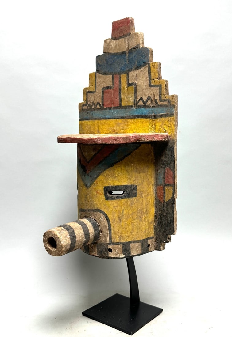 Kachina mask - wood - Hopi - Arizona, USA: This Hopi mask is not sacred and legal to be sold. Old private collection The Netherlands since 1980. Hopi kachina masks are figures carved from cottonwood root, made to represent the spirit beings of