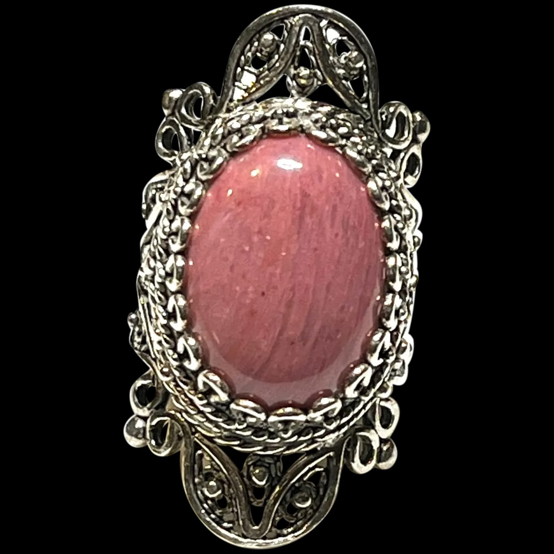 Vintage Sterling Silver Filigree Knuckle Ring: Vintage Sterling Silver Filigree Knuckle Ring Size 6 Weighs 11.5 grams Stamped Des Turkey 925 Reserve: $15.00 Shipping: Domestic: Flat-rate of $15.00 to anywhere within the contiguous U.S. Intern