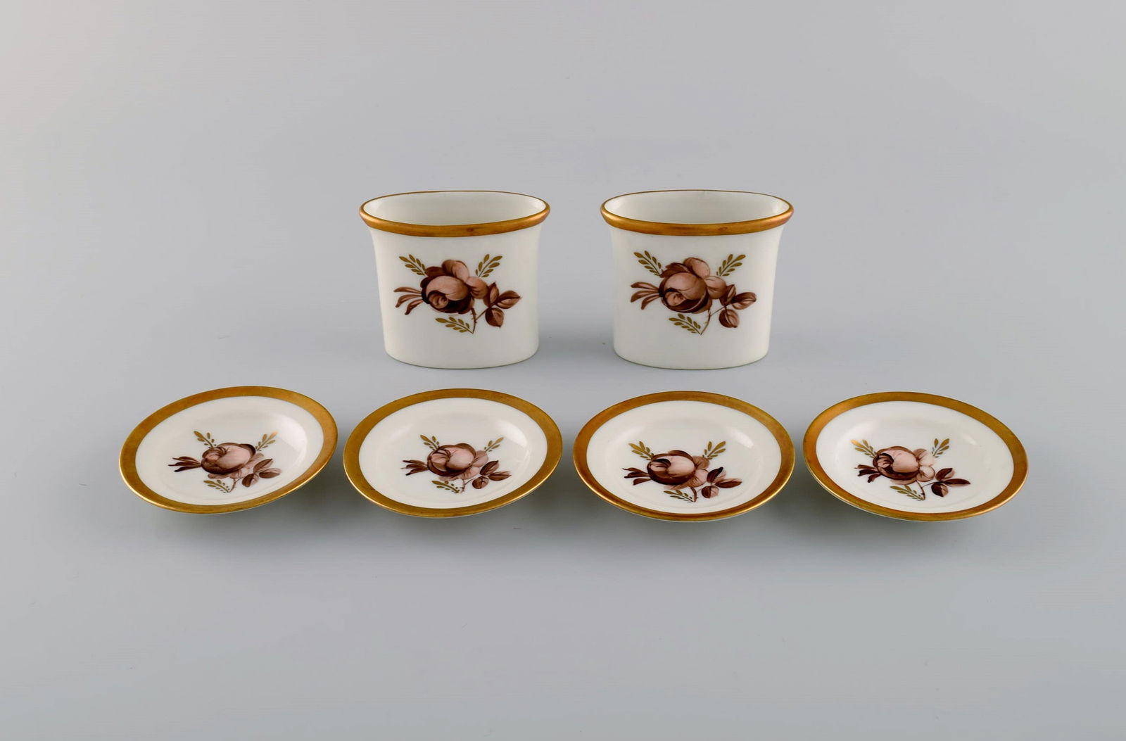 Royal Copenhagen Brown Rose. Two vases and four butter pads in hand-painted porcelain with flowers (1 of 5)