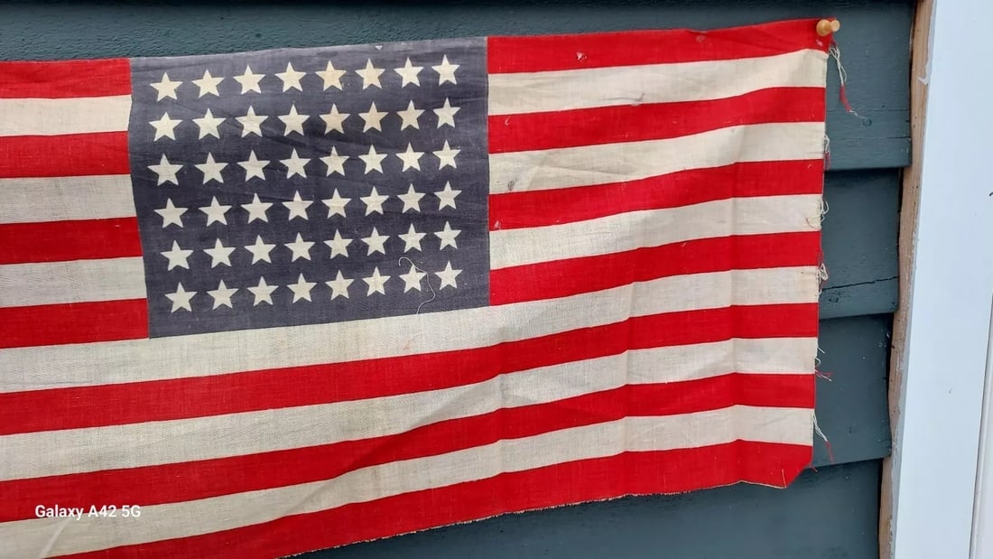 Rare American Flag 48 Star Bunting 27 x 18" String Of 5 Flags (1 of 3)