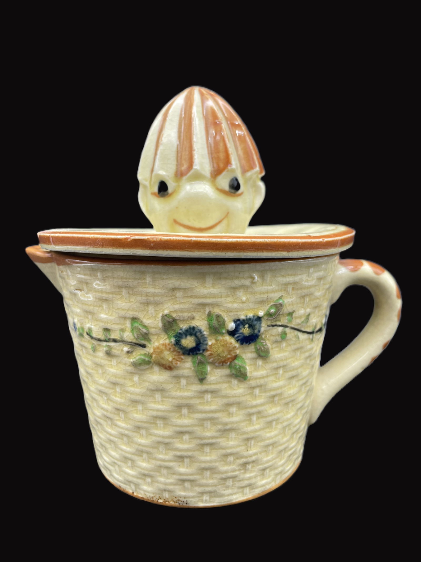 VINTAGE CLOWN HEAD MULTI-COLOR 2 PIECE REAMER JUICER HAND PAINTED JAPAN: Title: VINTAGE CLOWN HEAD MULTI-COLOR 2 PIECE REAMER JUICER HAND PAINTED JAPAN Date/Period: approx 1930-450's Dimension: Approx.: 6 x 6 x 4.5 Material: ceramic Additional Information: Vintage CLOWN HE