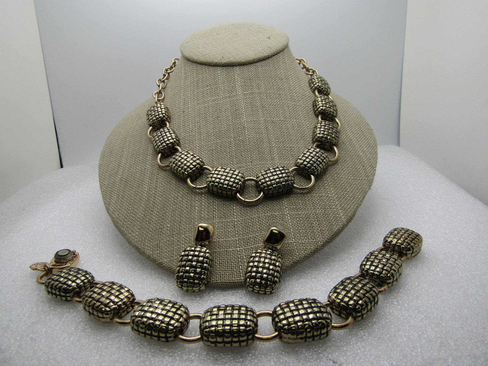 Monet 3 Pc.  Woven Set, Necklace, Bracelet, Earrings,  1990's or After (1 of 14)