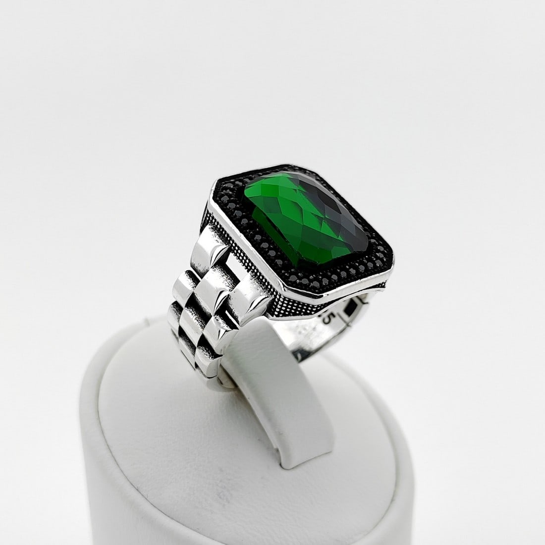 925 Silver Men's Ring with Facet Cut Green Zircon (1 of 8)