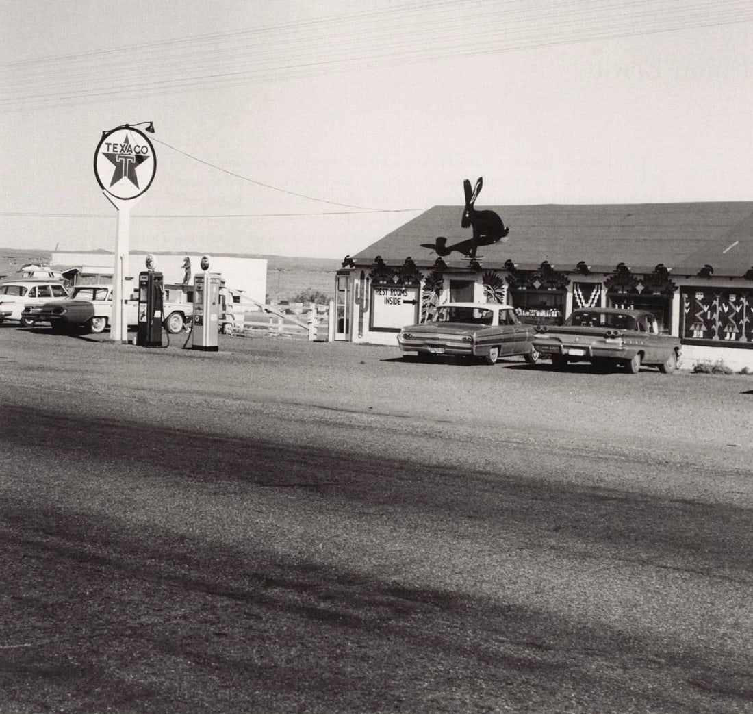 ED RUSCHA - Texaco, Jackrabbit, Arizona, 1962: Artist: ED RUSCHA Print Title: Texaco, Jackrabbit, Arizona, 1962 Medium: photolithograph Printed in: Italy, 2006 Image Size: approx. 10 x 10” Reserve: $40.00 Shipping: Domestic: Flat-