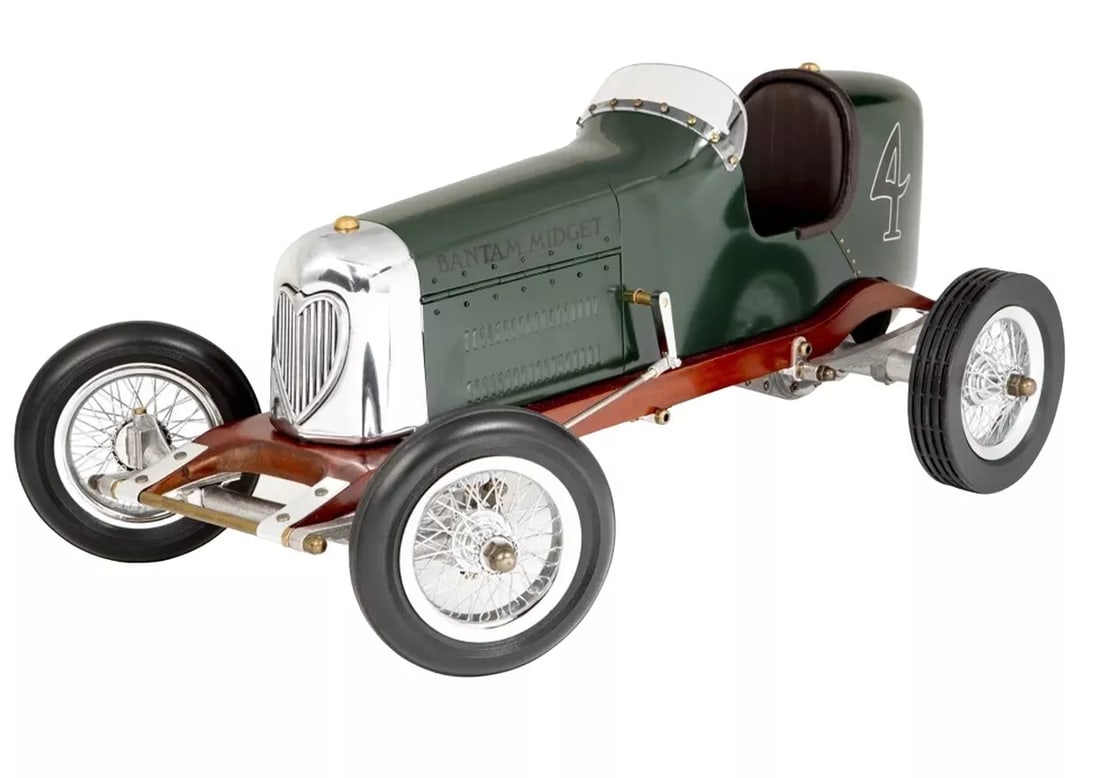 19" Green Bantam Midget Model Tether Car (1 of 3)