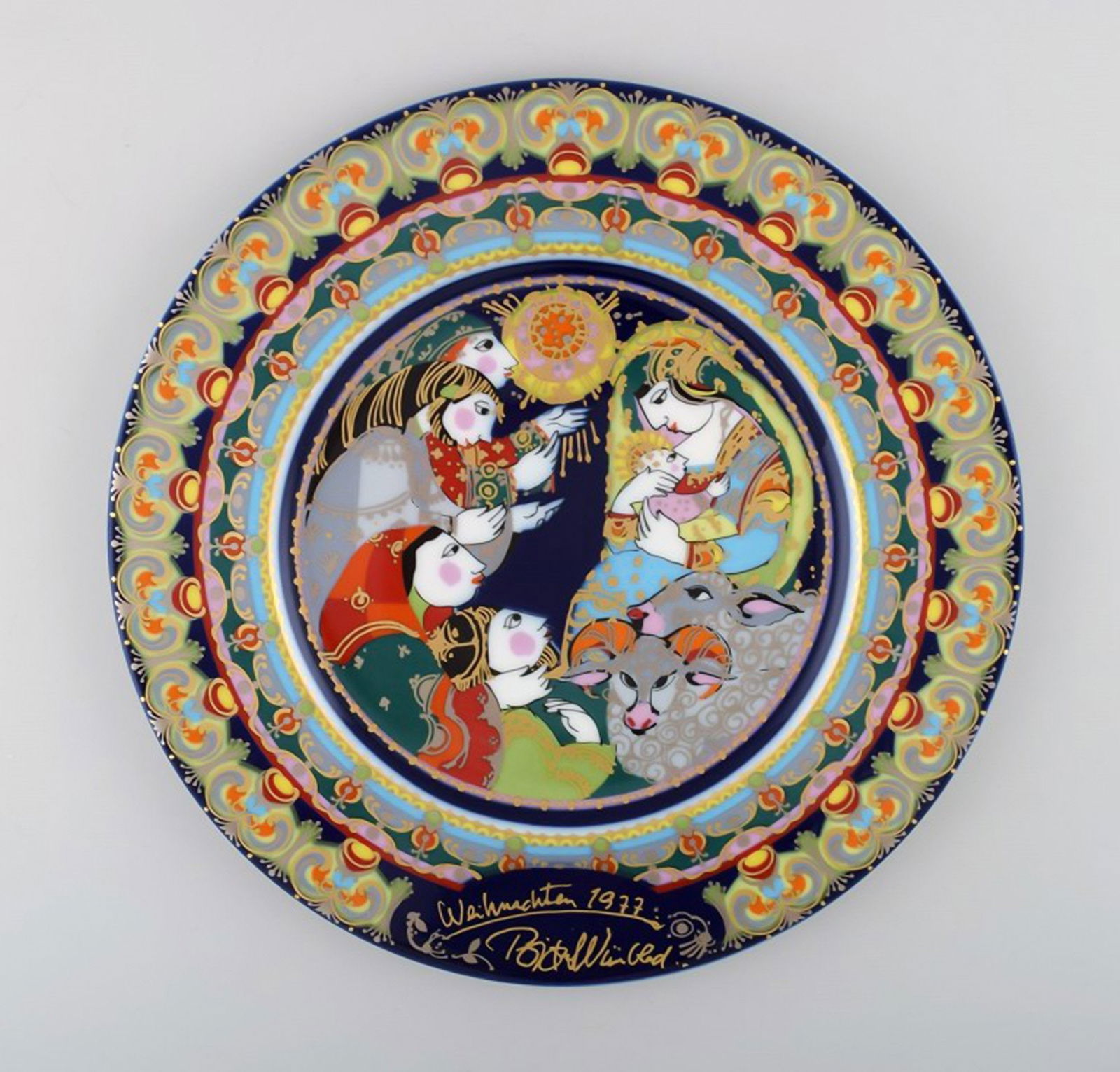 Rare hand painted Rosenthal Bjørn Wiinblad Christmas plate from 1977. "The shepherds greet the (1 of 5)