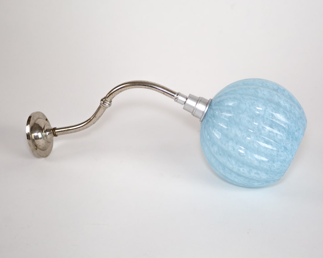 single art deco light kitchen or bathroom vanity light (1 of 3)