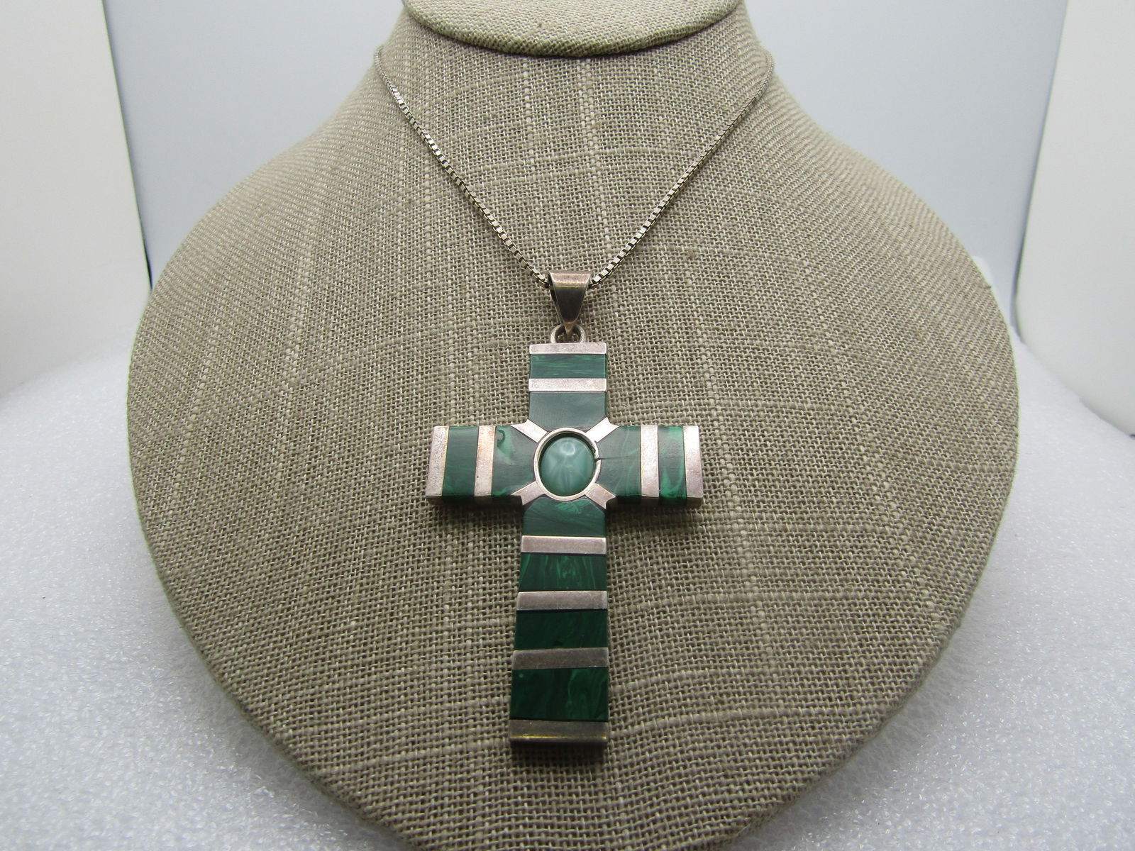 Vintage Sterling Inlaid Malachite Cross Necklace, 24", Mexico Signed: Vintage Sterling Inlaid Malachite Cross Necklace, 24", Mexico Signed TC-63 or 83. This is a large cross that is appx. 3" tall and 1-5/8" wide. It has inlaid sections of malachite on the arms and stem